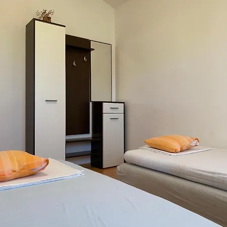 Olic Apartment *